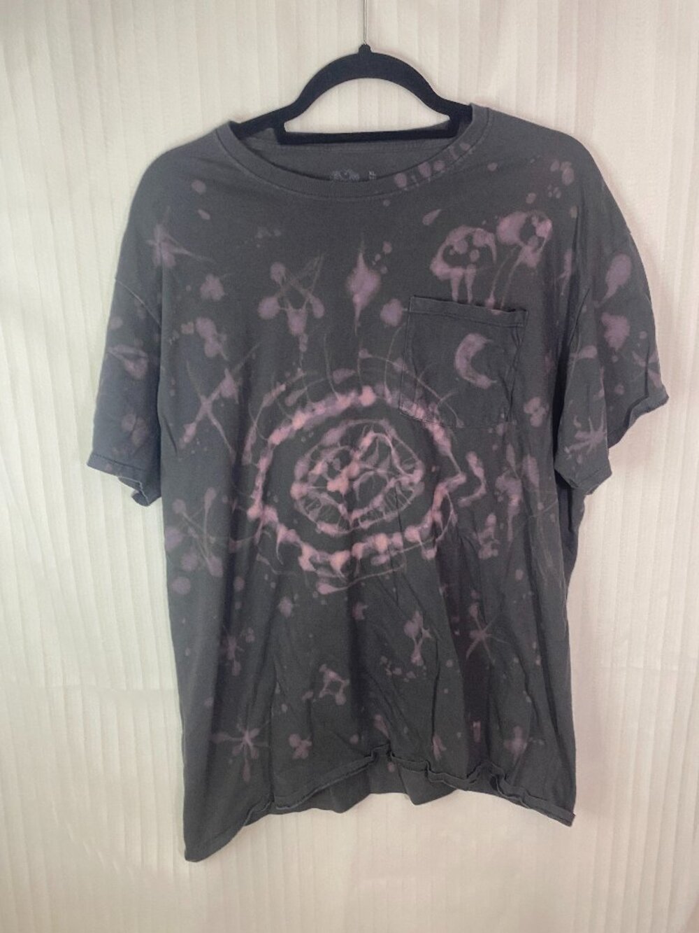 Pharrah’s Wonderworks Bleach Painted Pocket T-Shirt XL Gray Pink Abstract Art